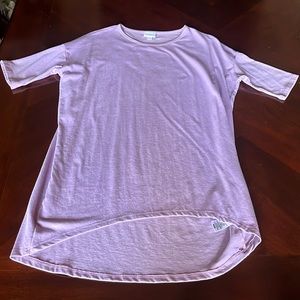 Woman’s LulaRoe Shirt